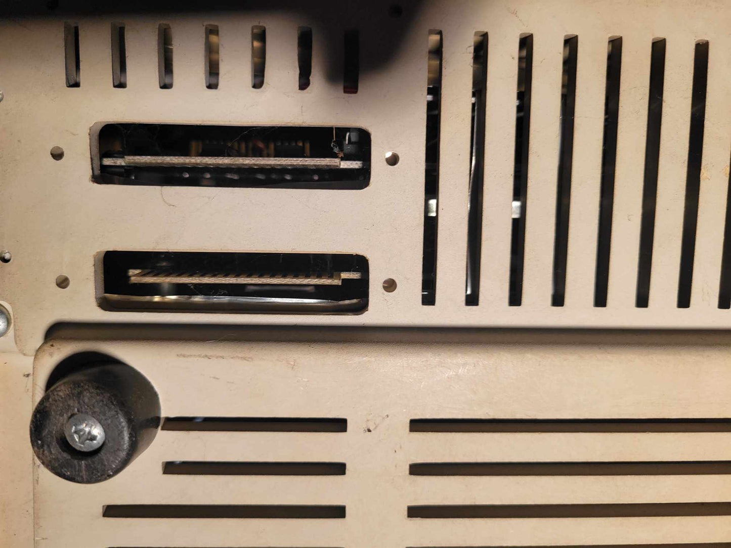 COMPLETELY REFURBISHED - TRS-80 Model 4 - MDL4