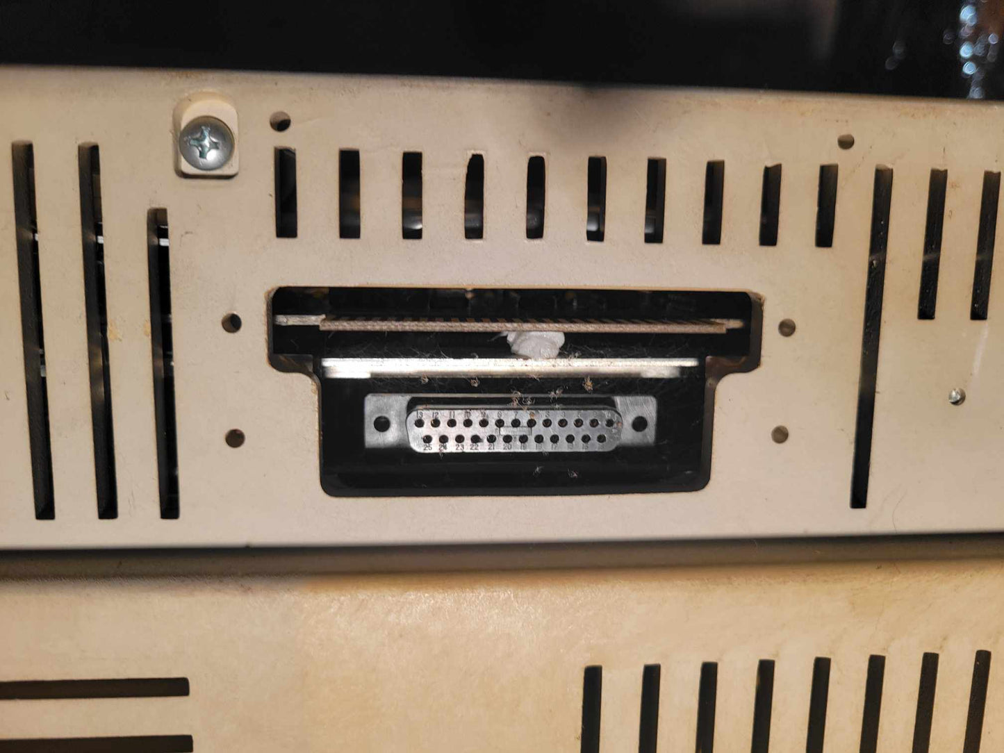 COMPLETELY REFURBISHED - TRS-80 Model 4 - MDL4