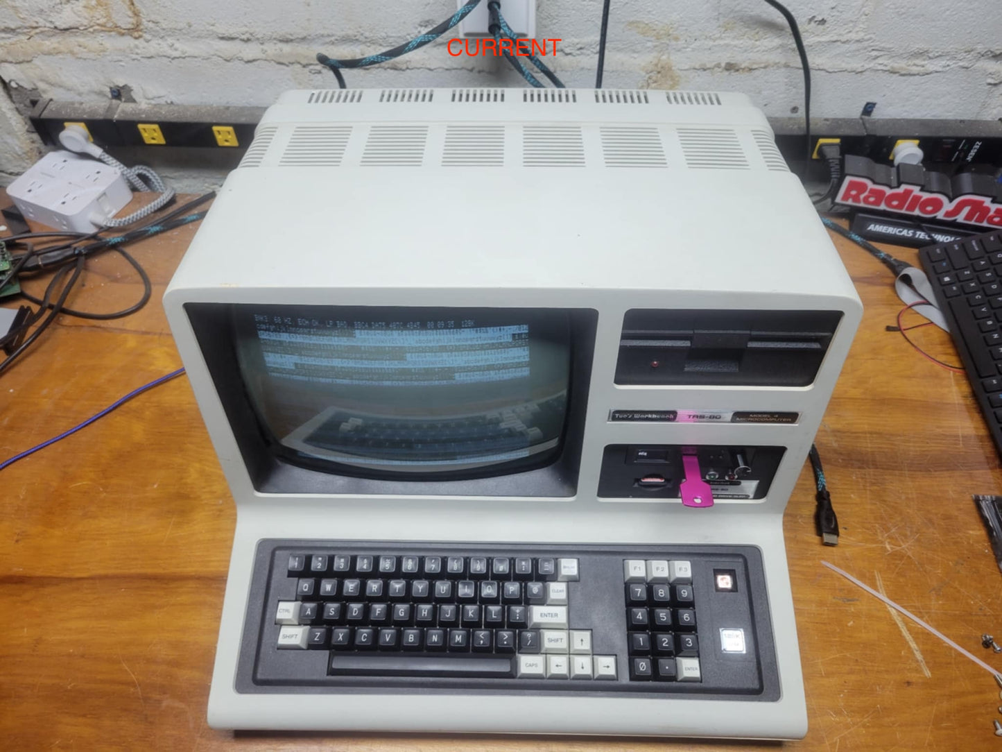 COMPLETELY REFURBISHED - TRS-80 Model 4 - MDL4
